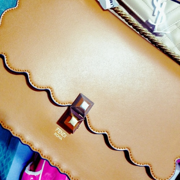 Fendi small kan I nude - Picture 2 of 8